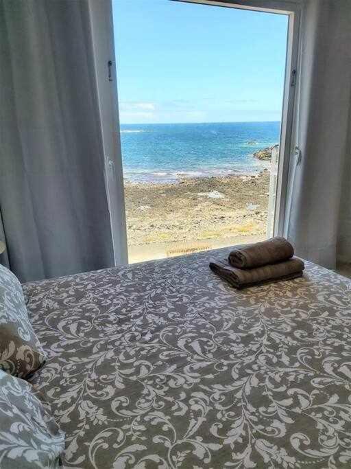 Holiday home Blue Breeze House With Pool Facing Sea *