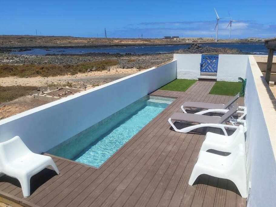 Blue Breeze House With Pool Facing Sea Holiday home Corralejo